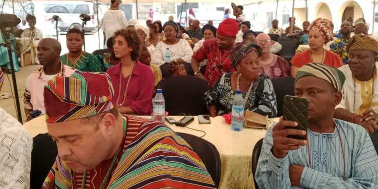 'Ogbanjes,' emeres from US, UK, Cuba, others hold convention in Nigeria