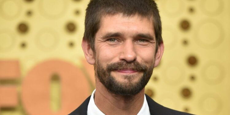 'Paddington in Peru' teaser shows him attempt a passport photo