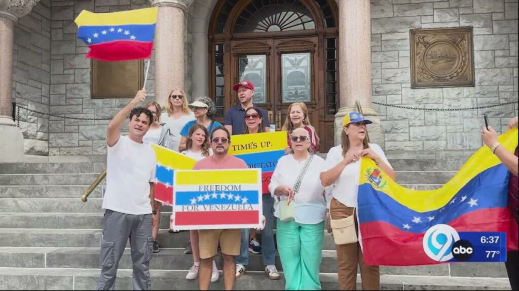 Peaceful protest held for Venezuela democracy at Syracuse City Hall