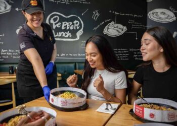 Pepper Lunch customers.