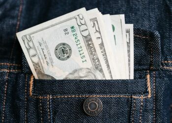 Remittances Hit Record High of $18.95 Billion for Northern Triangle