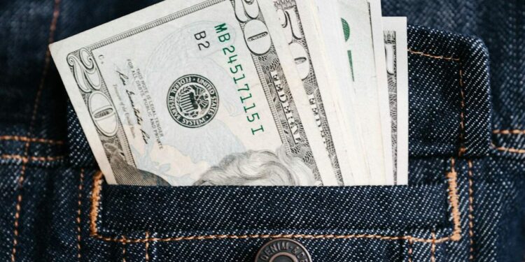 Remittances Hit Record High of $18.95 Billion for Northern Triangle