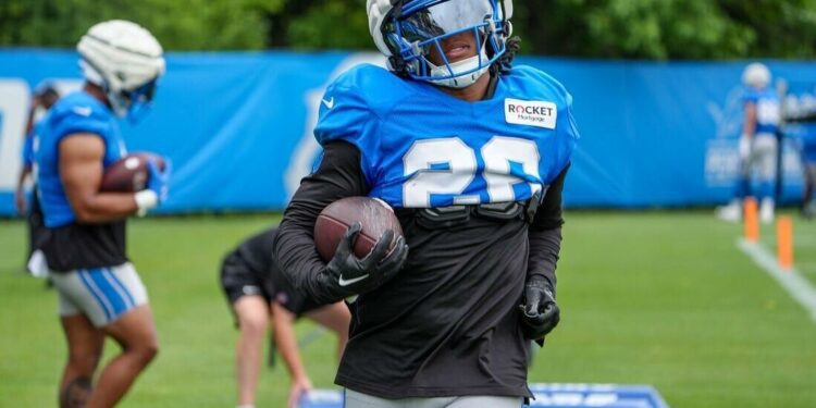 Reports: RB Jahmyr Gibbs, two other Lions sustain injuries