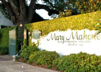 Restaurant in US South faces class-action lawsuit over mislabeled fish