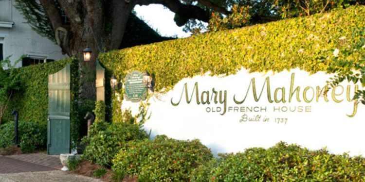 Restaurant in US South faces class-action lawsuit over mislabeled fish