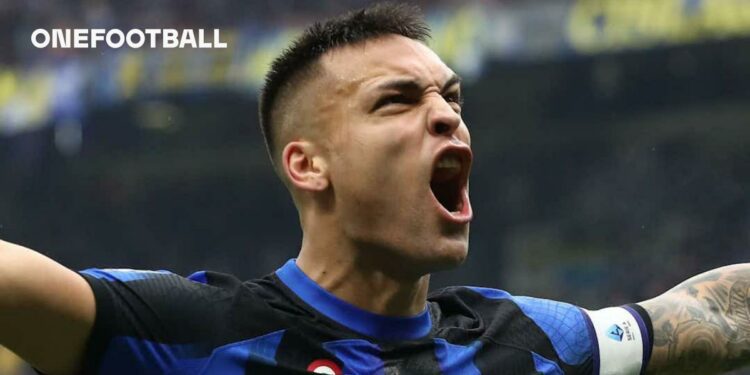 Icon: Attacking Football