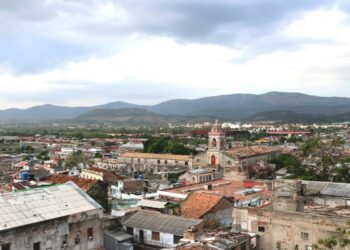 Tampa karaoke party will help send food and aid to Cuba | Tampa