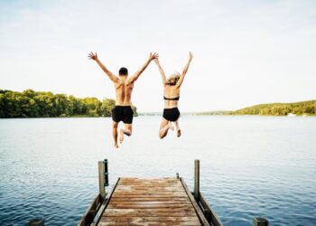 The 10 Cleanest Lakes In America, According To A New Report