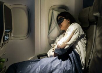 These Are the Best Seats to Book for Sleeping in Economy