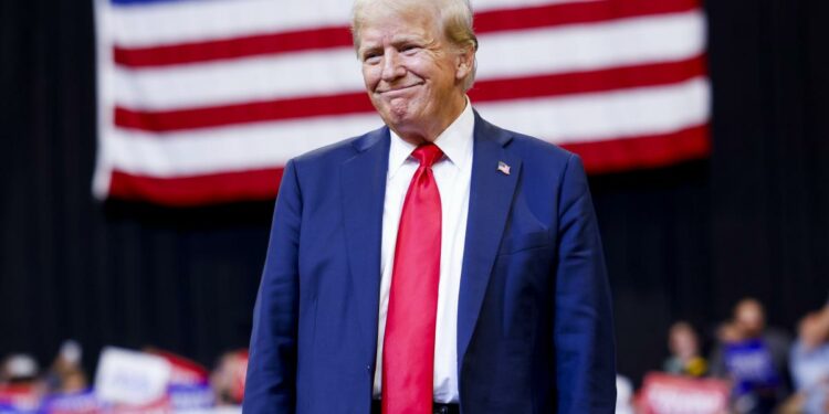 Trump blasts ‘Comrade Kamala,’ says Democrat’s economic policies will make America communist 