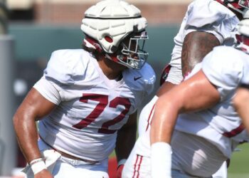 Two Alabama football players named preseason first-team All-Americans