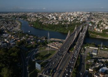 US Guarantees Dominican Bank Loans in Push to Boost Relationship