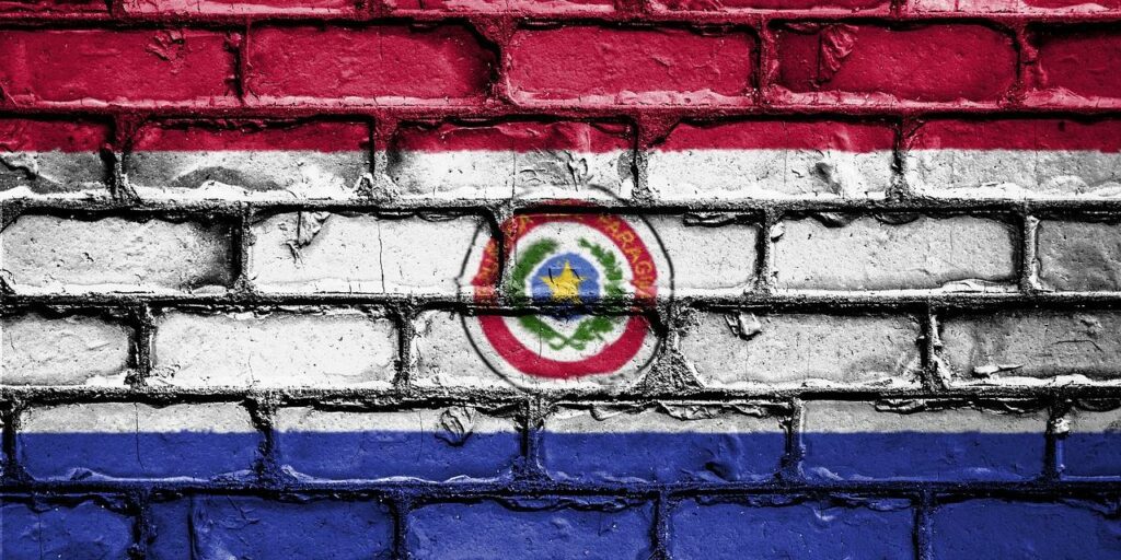 Under proposed Paraguay law, "night is falling" on press freedom