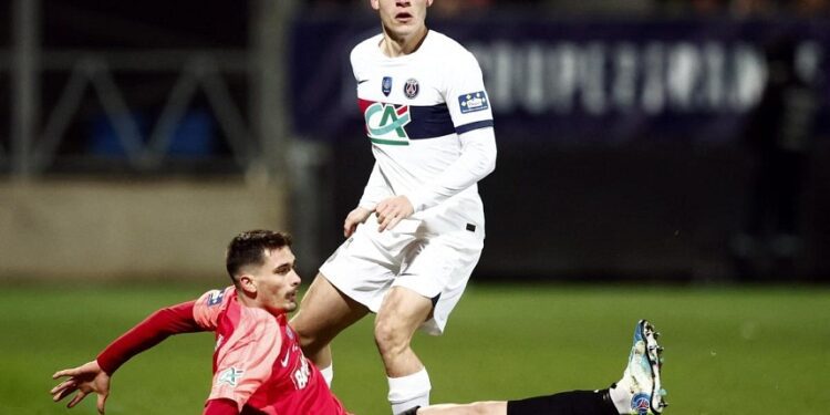 Uruguay's Ugarte joins Man United from PSG on a five-year deal