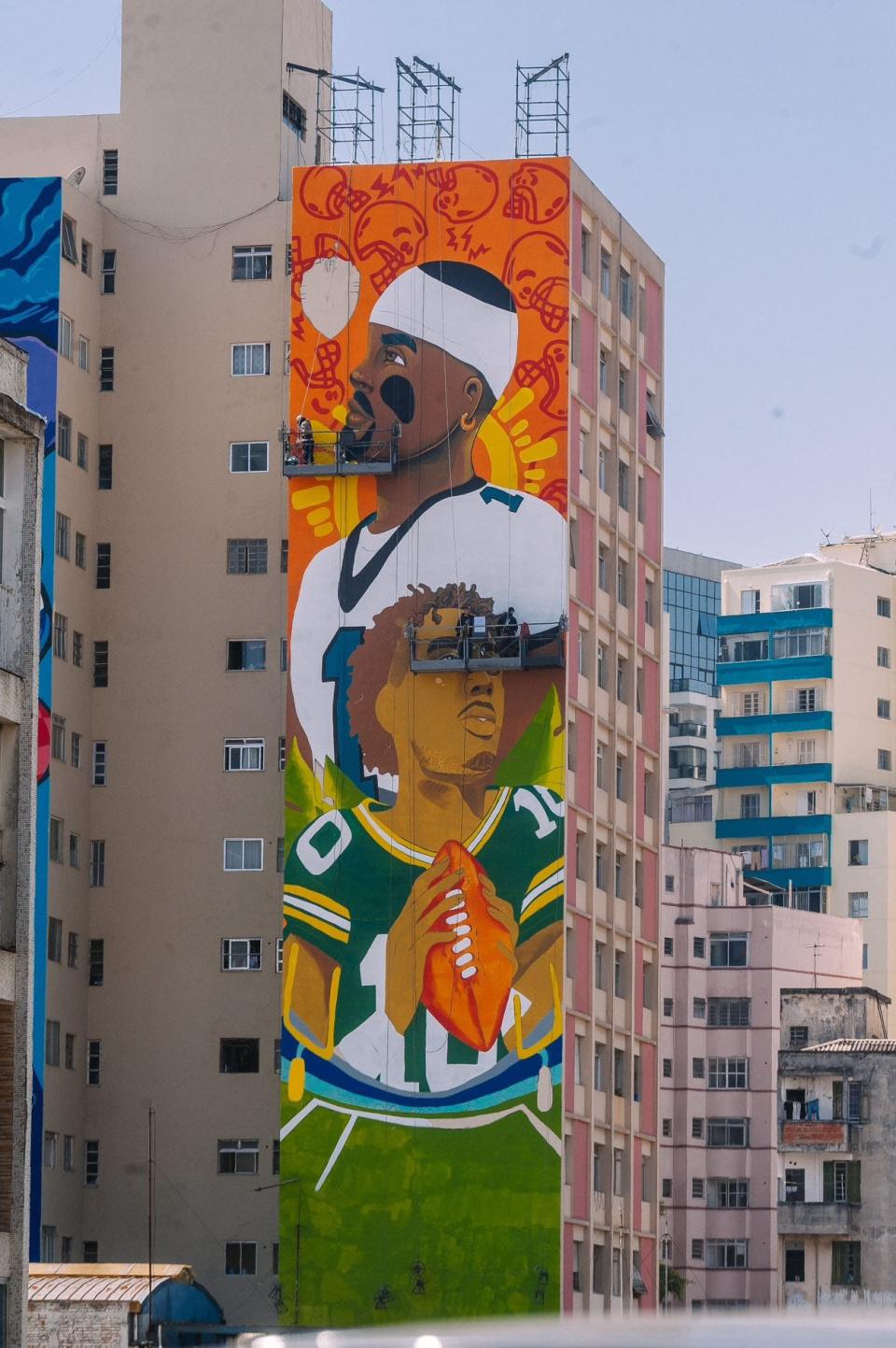 The Jordan Love and Jalen Hurts mural in São Paolo, Brazil.