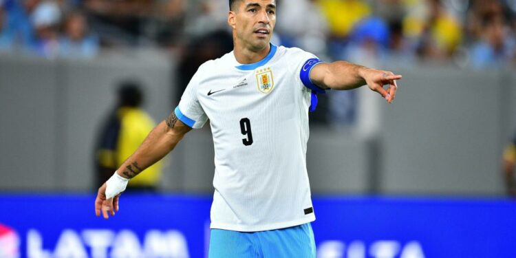 Report: Uruguay’s Top Scorer Ends Illustrious International Career