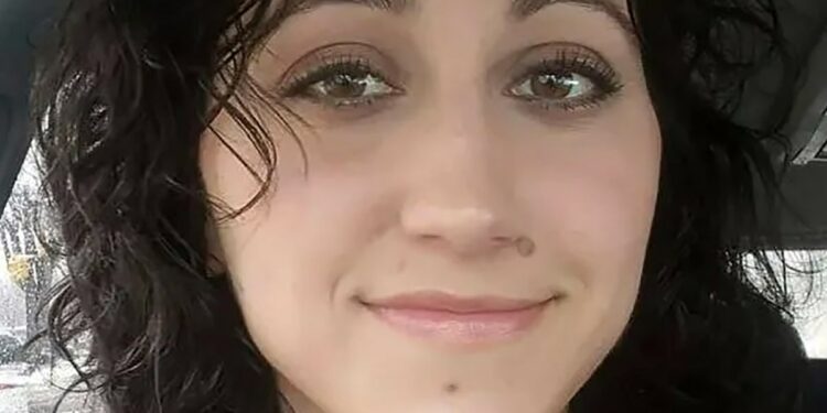 Colorado mom drugged, fatally shot and stabbed her 2 kids before fleeing to U.K., prosecutors say 