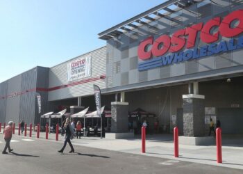 Costco increases membership costs for the first time since 2017