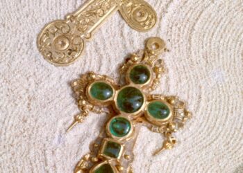 Bio of Bermuda Teddy Tucker Shipwrecks sunken treasure