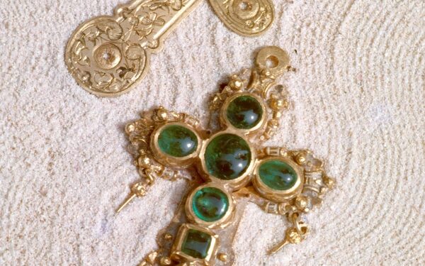 Bio of Bermuda Teddy Tucker Shipwrecks sunken treasure