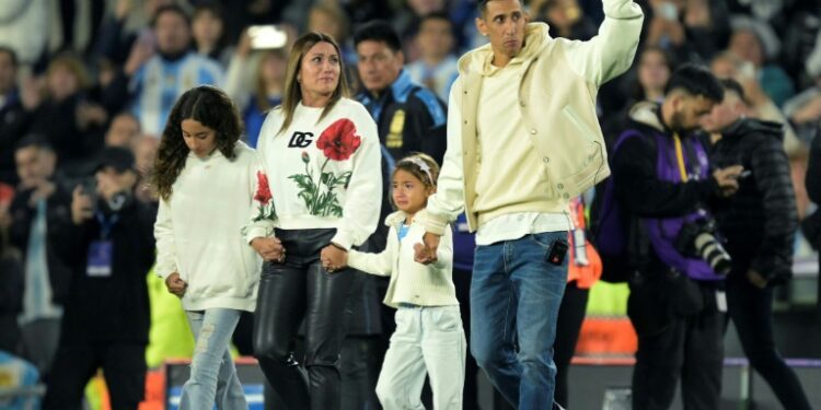 Di María Recibe Emotivo Homenaje Tras Su Retiro De La Selección Argentina