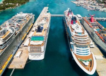 Piers, Getting Around and What’s Nearby