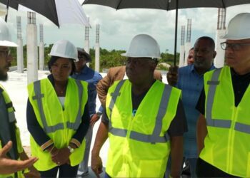 PM joins in on tours of medical facilities; reviews progress on the Freeport Health Campus – Magnetic Media