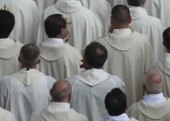 Ortega dictatorship in Nicaragua deports group of foreign priests and nuns