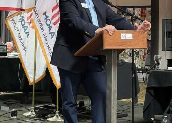 Club news: Northwest Arkansas Handweavers Guild hosts two part series on rigid heddle loom