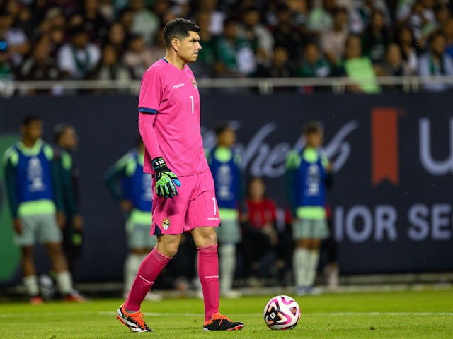 Bolivia goalkeeper Carlos Lampe