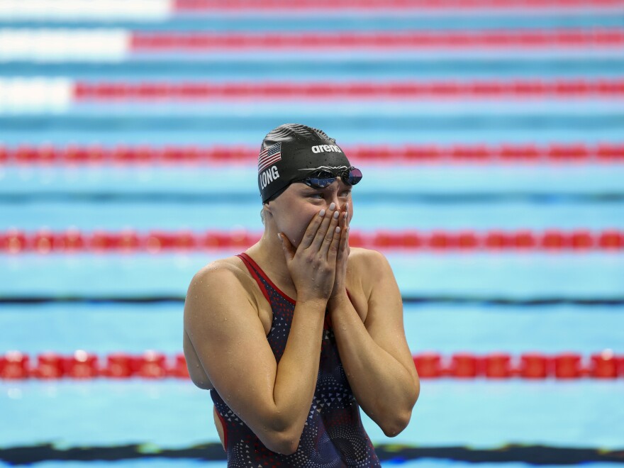 Jessica Long of the U.S. reacts after placing first in the gold medal women's 400 freestyle S8 final on Wednesday. 