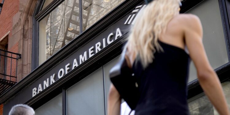 Bank of America ups minimum hourly pay to $24 in US