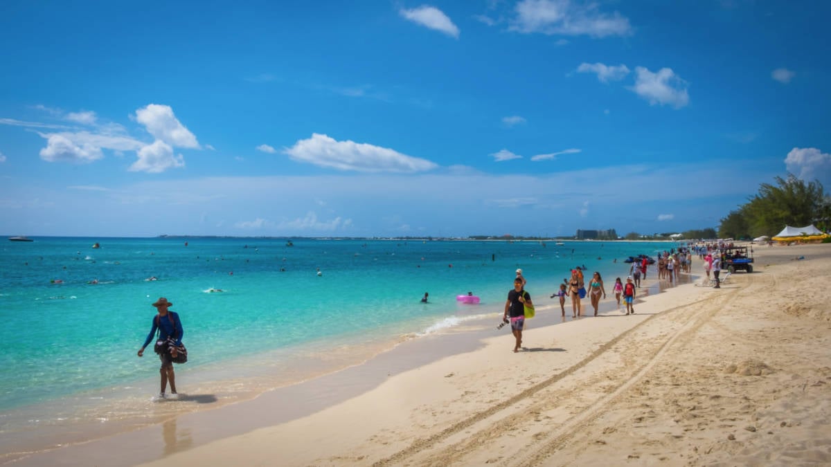 Cruise Visitors on Seven Mile Beach