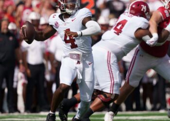 Alabama shows it can play to its standard vs. Wisconsin. But can it match Georgia?
