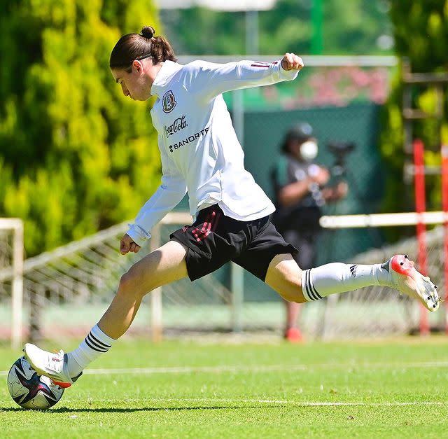 Marcelo Flores with the Mexico u20s (Photo via Flores on Instagram)