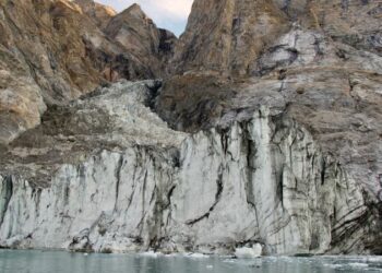 Greenland: A landslide triggered a mega-tsunami. Then came something inexplicable