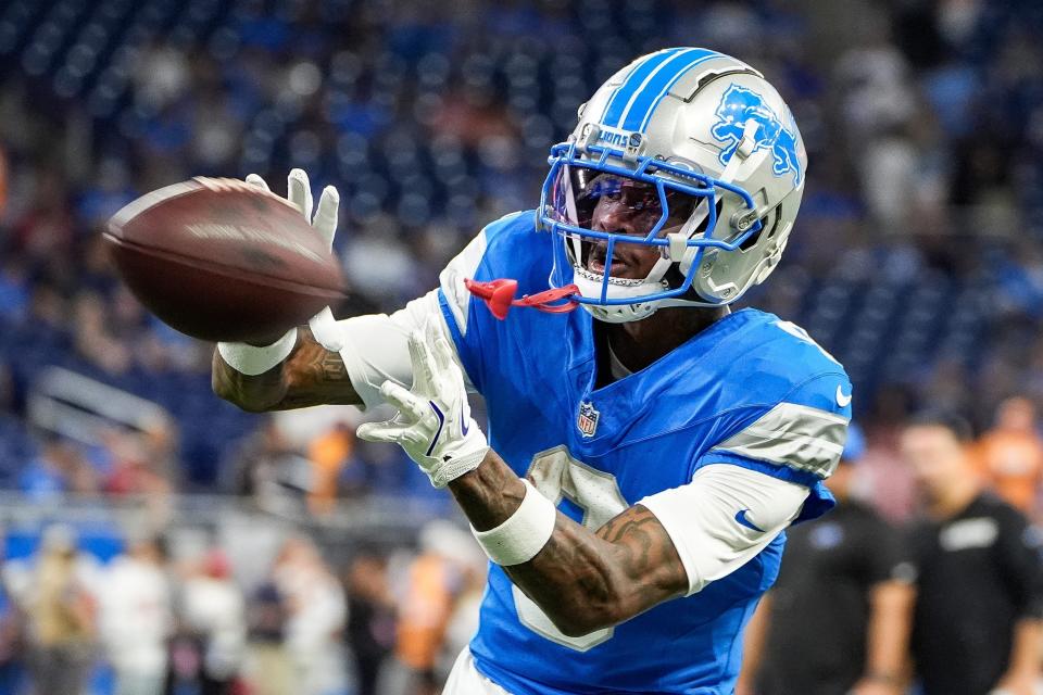 Detroit Lions wide receiver Jameson Williams (9) warm up before the Tampa Bay Buccaneers game at Ford Field in Detroit on Sunday, September 15, 2024.