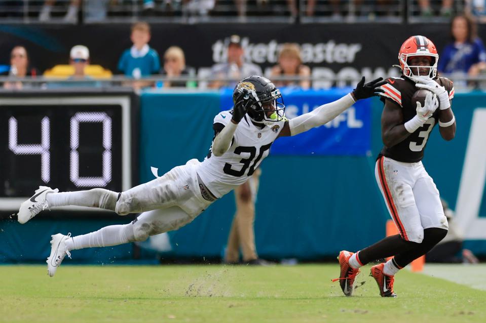 Cleveland Browns wide receiver Jerry Jeudy (3) hauls in a reception against Jacksonville Jaguars cornerback Montaric Brown (30) during the fourth quarter of an NFL football matchup Sunday, Sept. 15, 2024 at EverBank Stadium in Jacksonville, Fla. The Browns defeated the Jaguars 18-13. [Corey Perrine/Florida Times-Union]