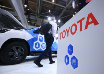 Trump says he will tax Mexican auto imports by 200% and make them 'unsellable' in the US