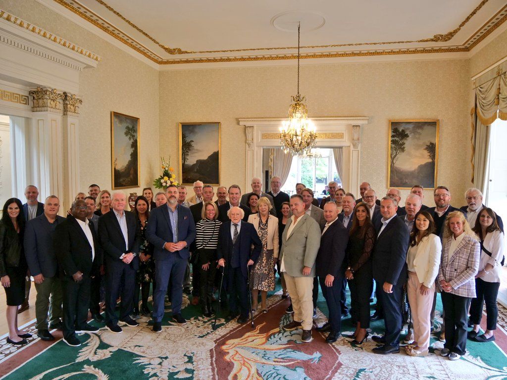 The trade union delegation with President of Ireland, Michael D Higgins, at Áras an Uachtaráin