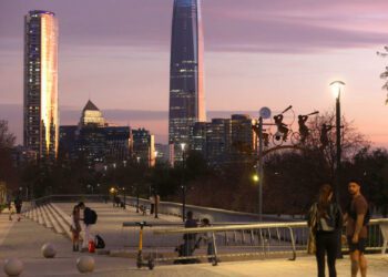 Chile cae al nivel más bajo de nacimientos en América