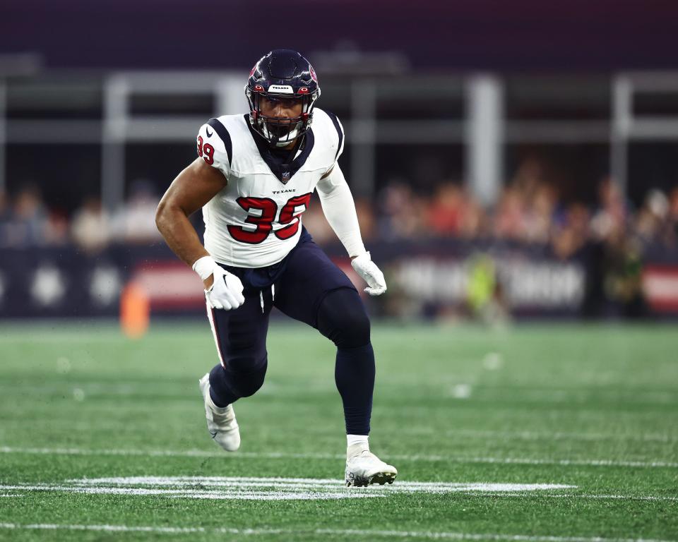 FOXBOROUGH, MASSACHUSETTS - AUGUST 10: Henry To'oTo'o #39 of the Houston Texans looks to defend during the second quarter of the preseason game against the New England Patriots at Gillette Stadium on August 10, 2023 in Foxborough, Massachusetts. (Photo by Omar Rawlings/Getty Images)