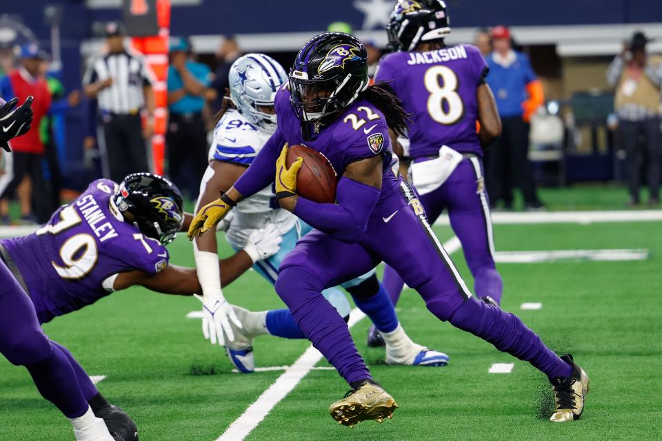 Sep 22, 2024; Arlington, Texas, USA; Baltimore Ravens running back Derrick Henry (22) rushes during the second quarter against the Dallas Cowboys at AT&T Stadium. Mandatory Credit: Andrew Dieb-Imagn Images