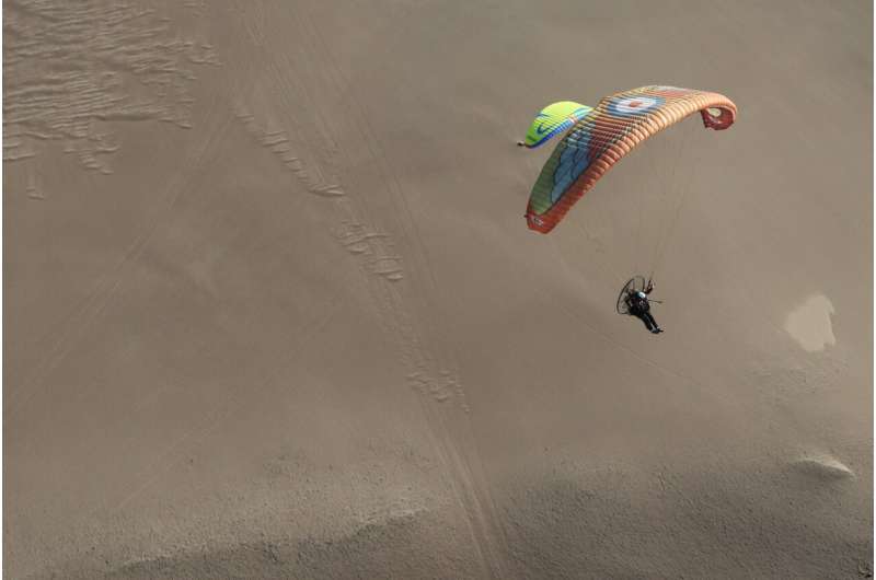 Extreme botany: Paramotorists soar across remote Peru desert to collect threatened plants