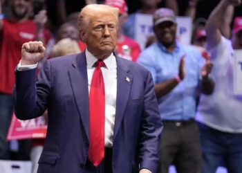 'Hope America wipes Iran off face of Earth': Trump after US intel warns of Iran assassination threats