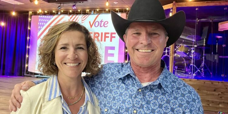 Meet the Trump-supporting sheriff on the front lines of Arizona's immigration crisis