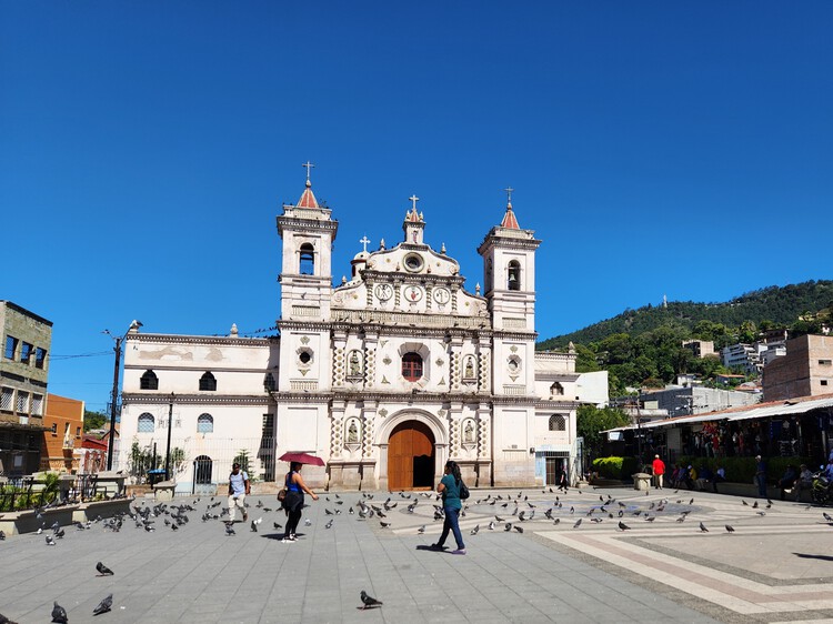 Tegucigalpa Architecture City Guide: 18 Landmarks to Explore the Capital of Honduras - Image 10 of 19