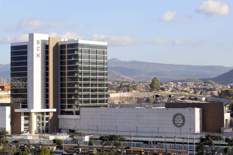 Tegucigalpa Architecture City Guide: 18 Landmarks to Explore the Capital of Honduras - Image 7 of 19