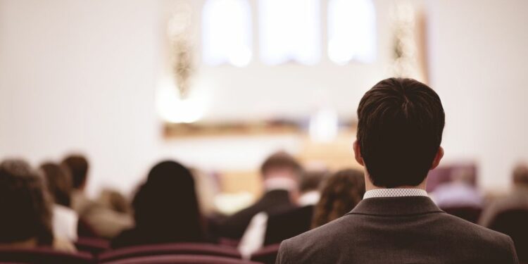 Pew survey in U.S. and Latin America gauges views on Church teachings, popularity of Pope Francis 