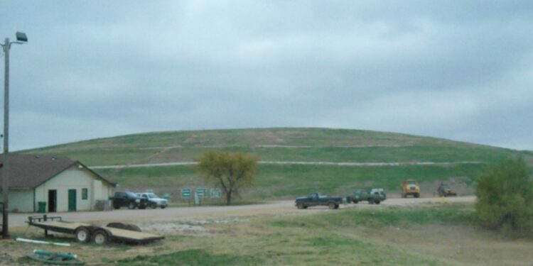 In growing Northwest Arkansas, some Tontitown residents fear the area’s lone landfill poses health risks